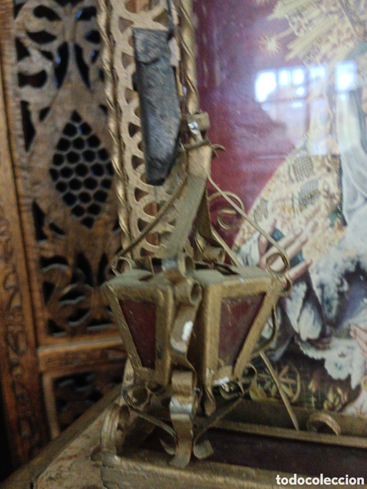 Antig&uuml;edades: Altar con farolillos y cristal rojo - Foto 6
