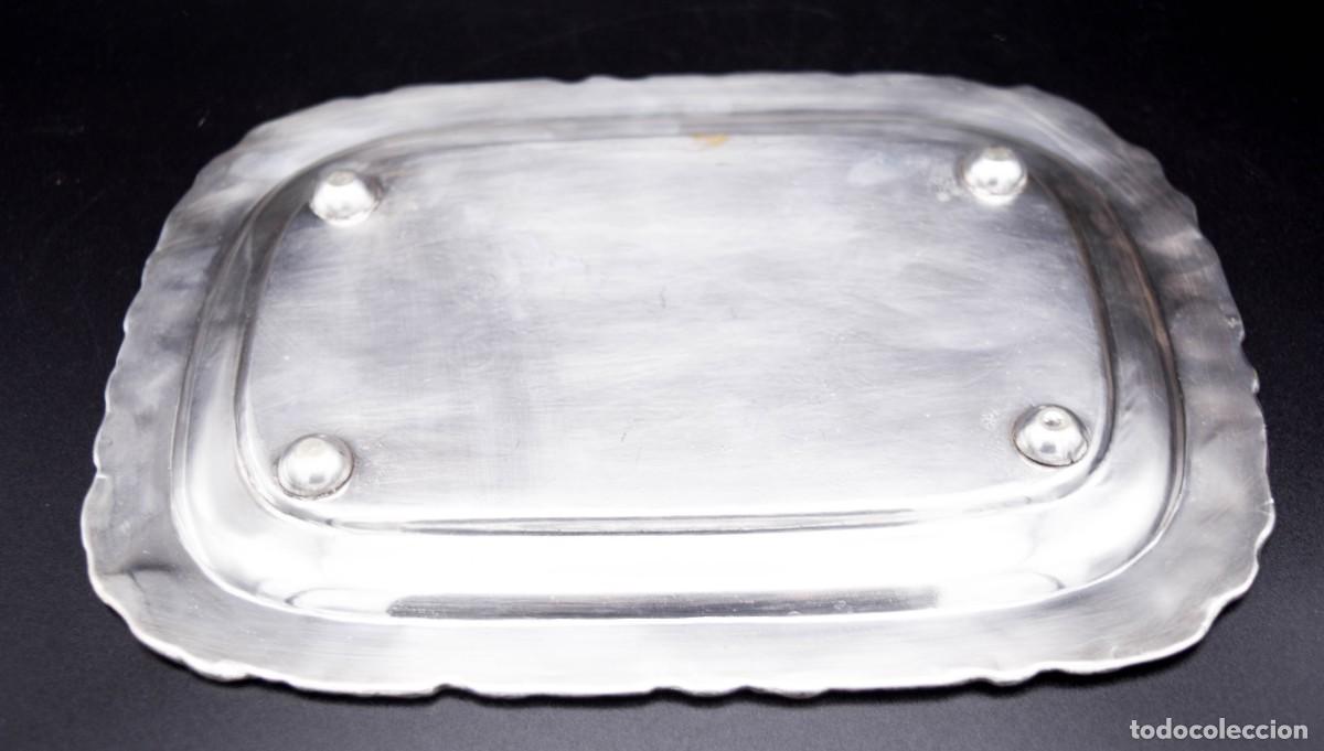 Antig&uuml;edades: Bandeja de aleaci&oacute;n ba&ntilde;ada en plata - Foto 5
