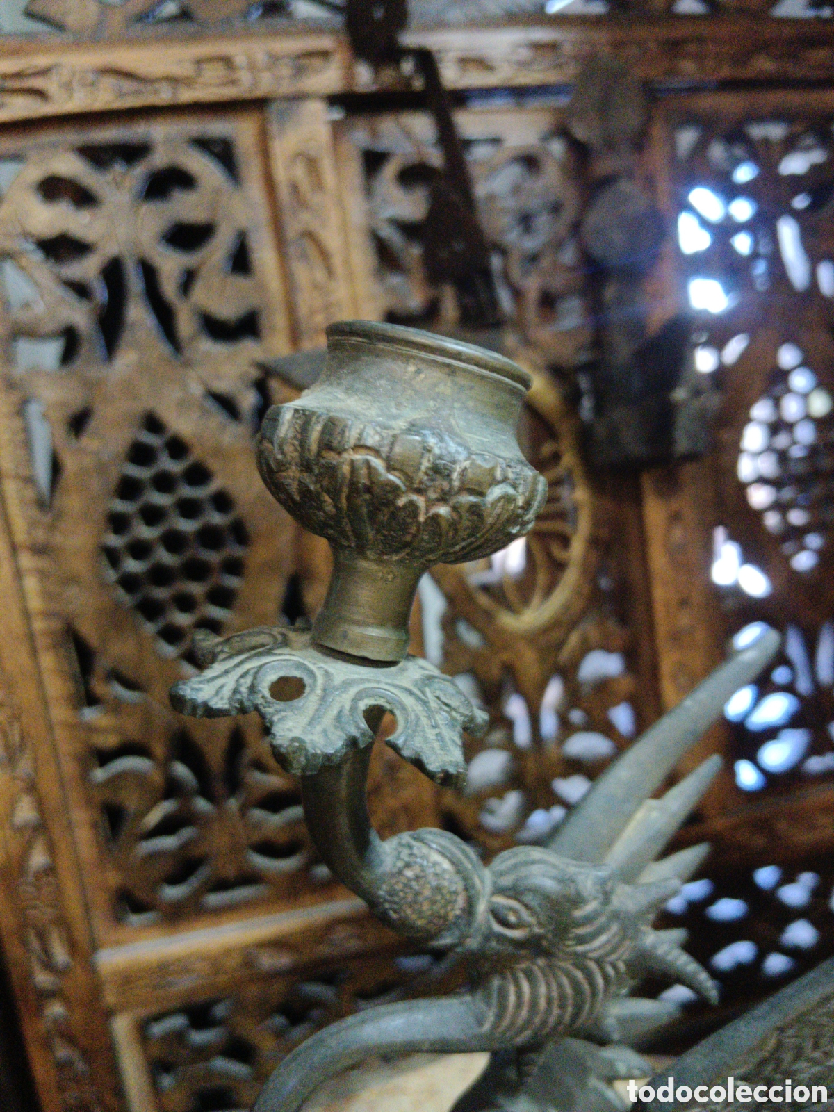 Antig&uuml;edades: Conjunto de apliques en bronce - Foto 5