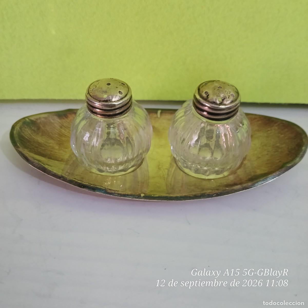 Oggetti Antichi: Salpimentero cristal gallonado y plata de ley.