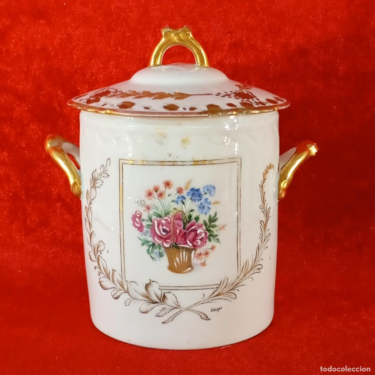 Antig&uuml;edades: TARRO DE PORCELANA DE LIMOGES PINTADA A MANO - FRANCIA - VER FOTOS - 14,5 CM