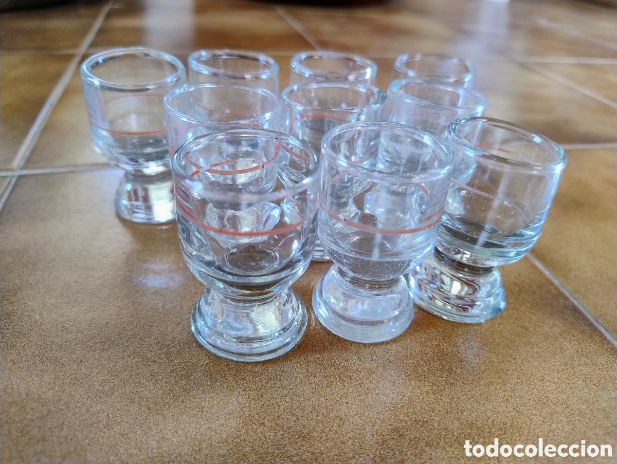 Antig&uuml;edades: Lote chupitos vidrio soplado