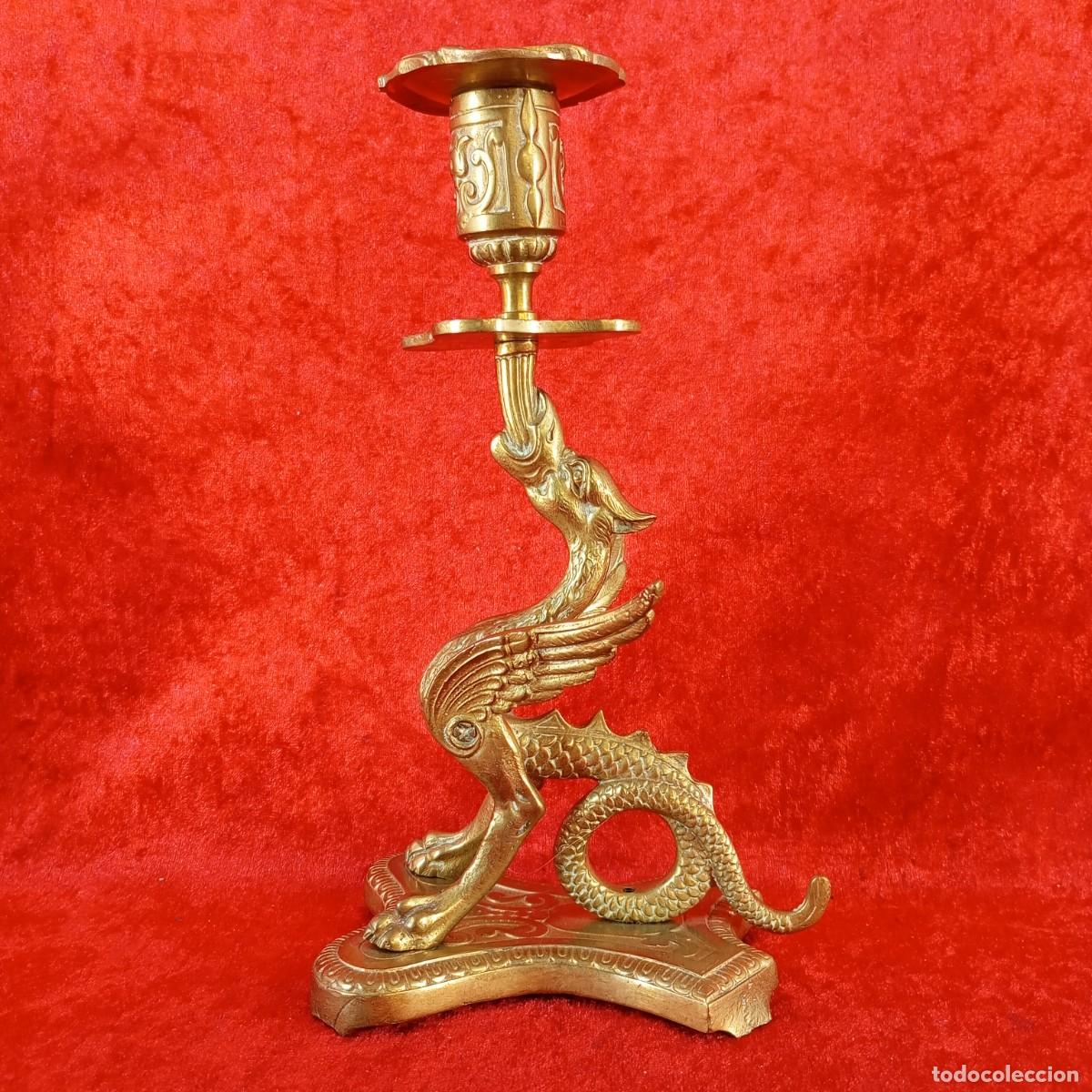 Antig&uuml;edades: CANDIL EN BRONCE CON FORMA DE DRAG&Oacute;N SIGUIENDO MODELOS DE JOSEP PUIG I CADAFALCH 23,5 CM. CANDELABRO