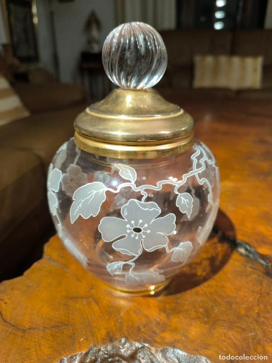 Antig&uuml;edades: JARRON DE CRISTAL CON TAPA - PINTADO AL ACIDO FIRMADO, DECORACION LAURENT&acute;S PINTURA ORO 24 KL