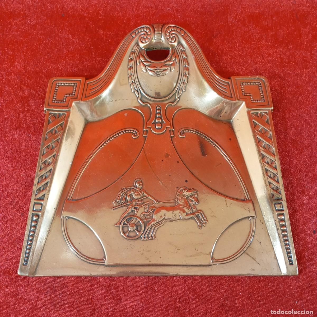 Antig&uuml;edades: PRECIOSA PALA RECOGEDOR PARA CHIMENEA O MIGAS DE PAN - CENTURION ROMANO GLADIADORES