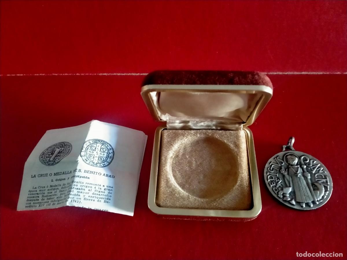Antig&uuml;edades: medalla de san benito abad gastos incluidos