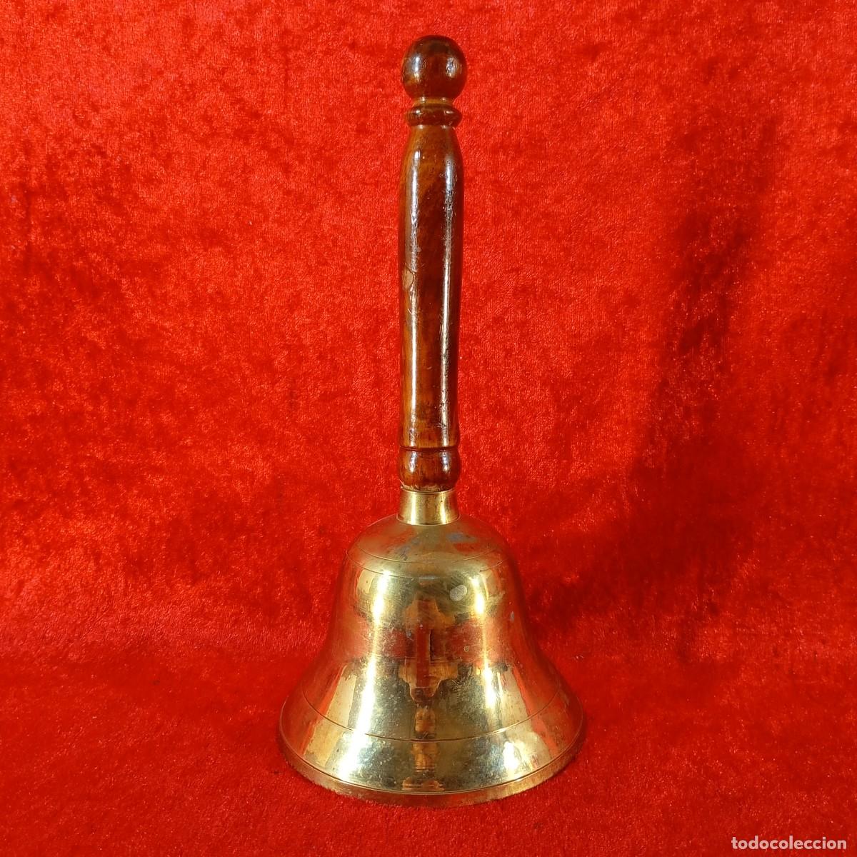 Antig&uuml;edades: PRECIOSA CAMPANA DE BRONCE Y MADERA - GRANDE - 20 CM - SONIDO MUY BONITO - TREN FERROVIARIO