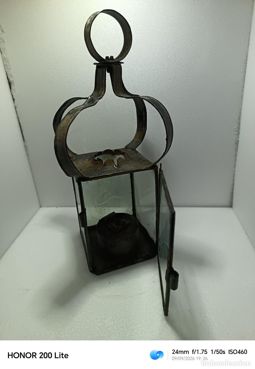Antig&uuml;edades: FAROL ANT&Iacute;GUO DE ACEITE Y TORZ&Iacute;A.