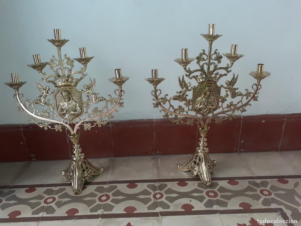 Antig&uuml;edades: Pareja Candelabros Lat&oacute;n Religiosos Antiguo