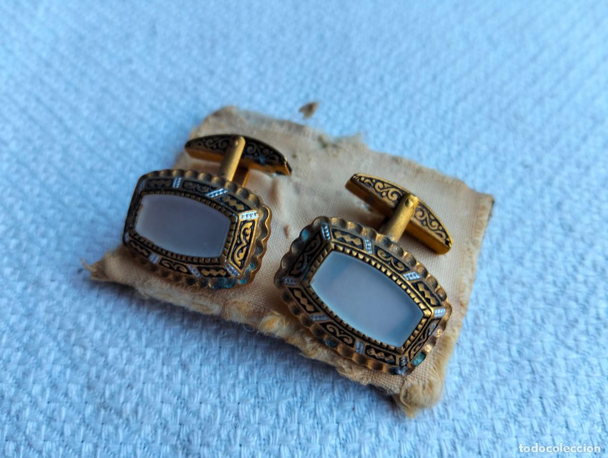 Antig&uuml;edades: Pareja de gemelos antiguos metal color dorado negro steampunk botones de pu&ntilde;o para traje a&ntilde;os 40-50
