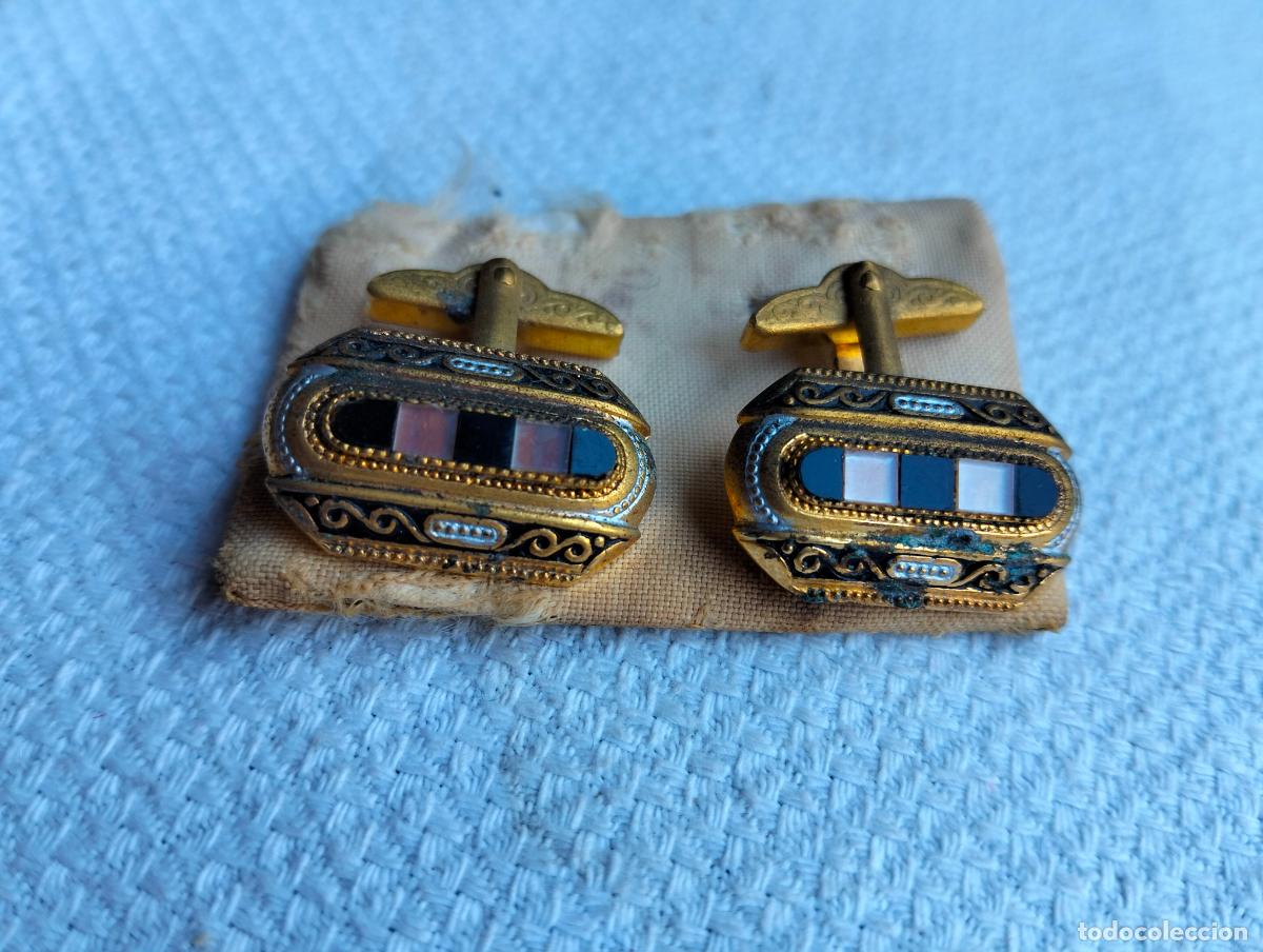 Antig&uuml;edades: Pareja de gemelos antiguos metal color dorado negro steampunk botones de pu&ntilde;o para traje a&ntilde;os 40-50