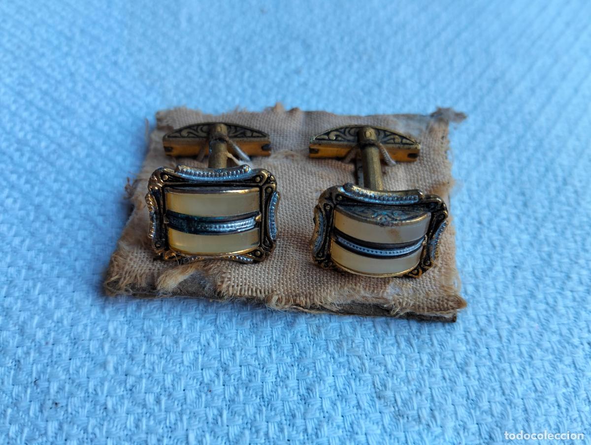 Antig&uuml;edades: Pareja de gemelos antiguos metal color dorado negro steampunk botones de pu&ntilde;o para traje a&ntilde;os 40-50
