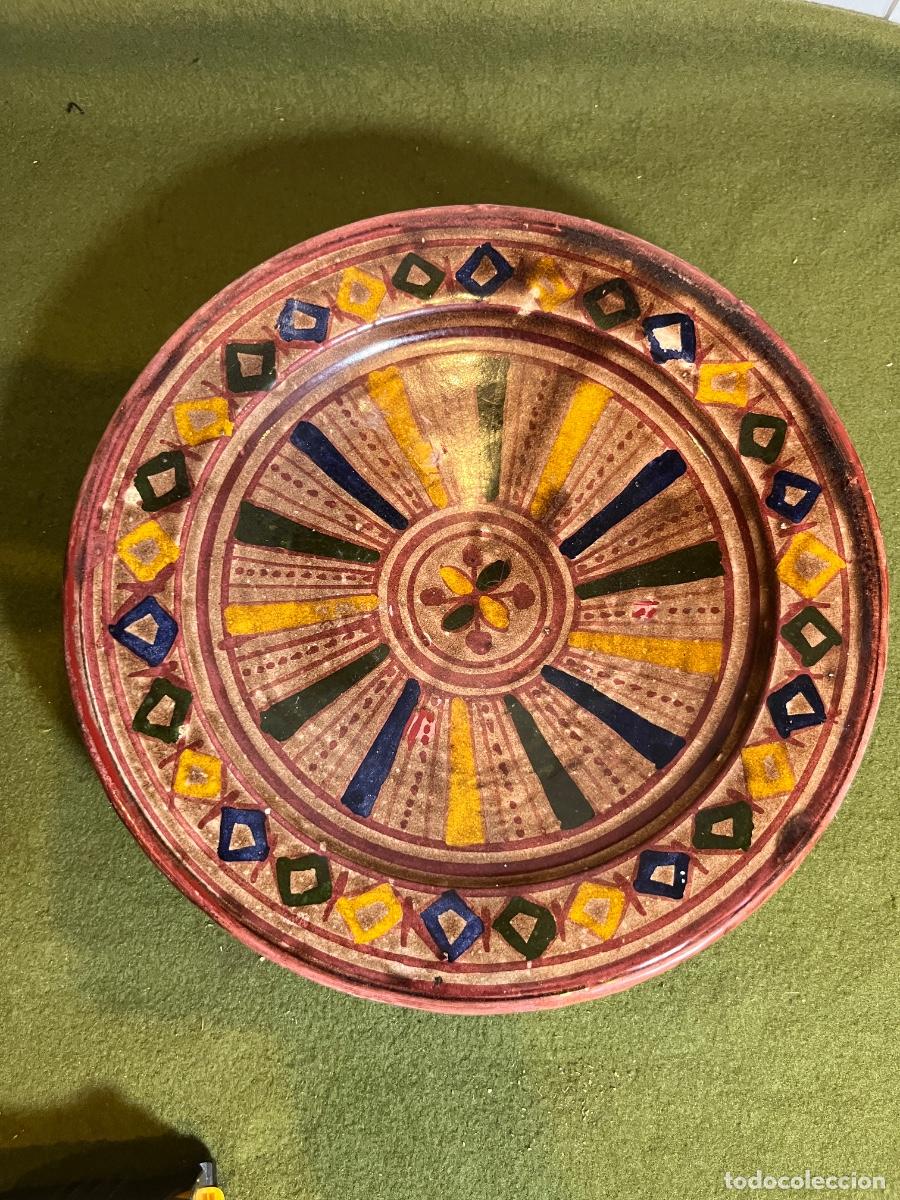 Antiguidades: Plato Hondo de Cer&aacute;mica Marroqu&iacute; Pintado a Mano &ndash; Estilo Safi &ndash; Decoraci&oacute;n Geom&eacute;trica Bereber &ndash; 23,5