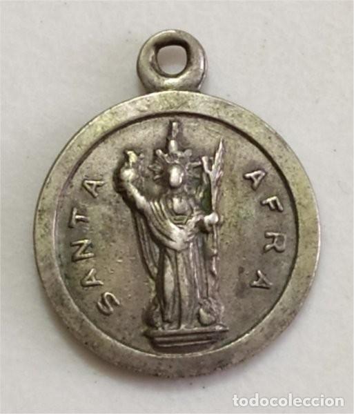 Antiguidades: Medalla religiosa de plata 750 mil&eacute;simas. Santa Afra de Augsburgo y Coraz&oacute;n de Jes&uacute;s. Con marcas