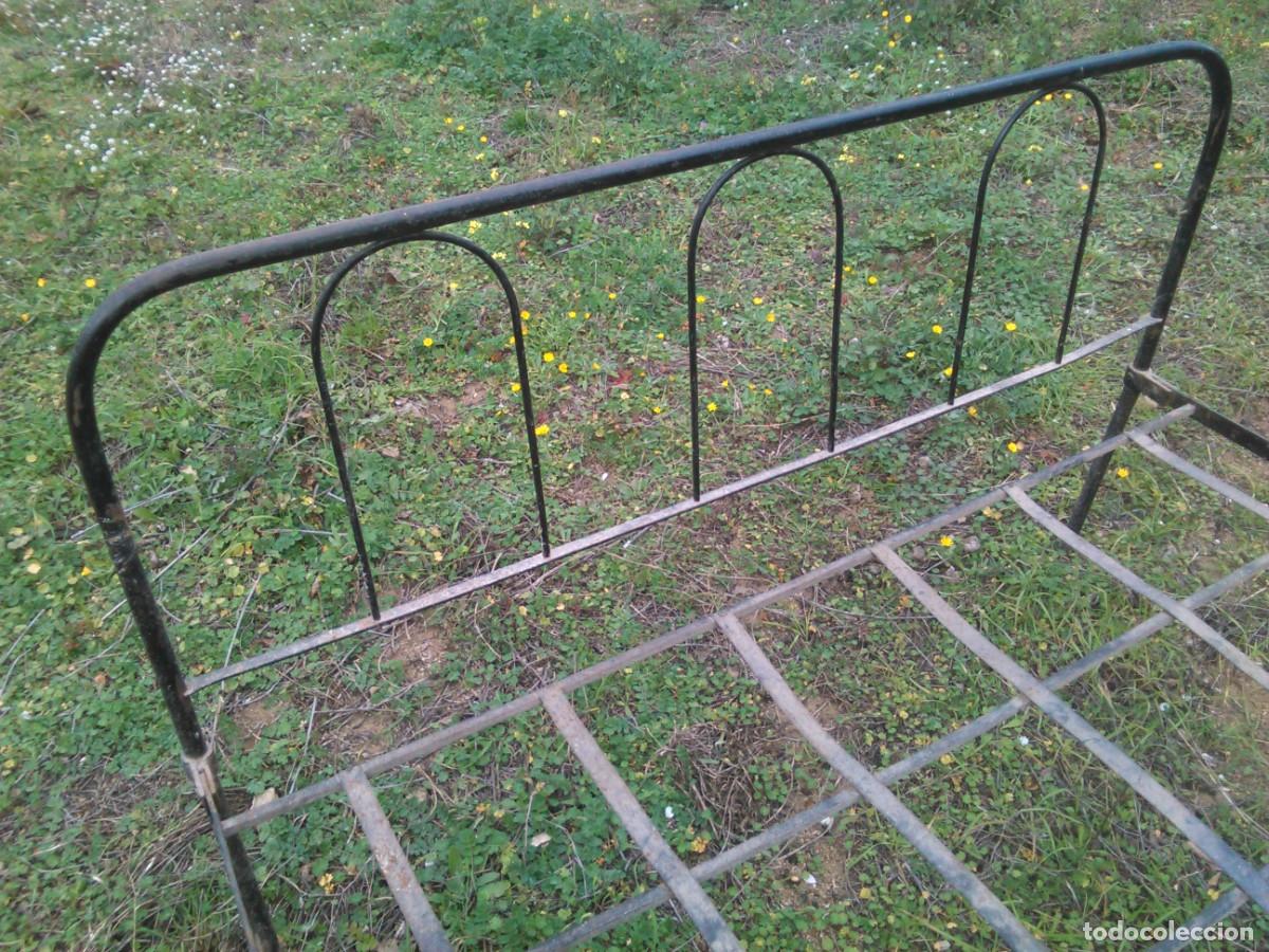Antig&uuml;edades: Cama de hierro plegable - Foto 4
