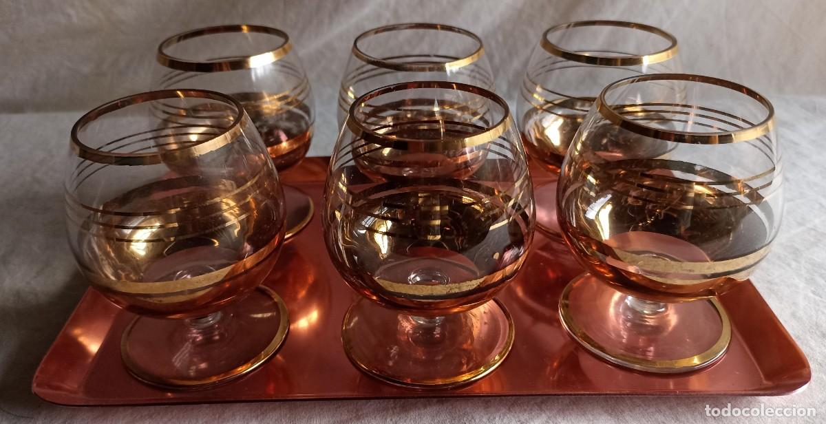 Antiques: Lote 6 copas de co&ntilde;ac con bandeja vintage, a&ntilde;os 70