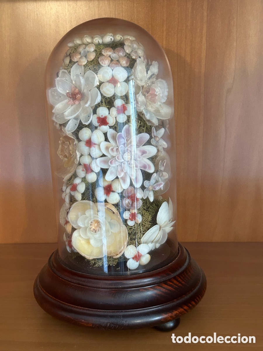 Antig&uuml;edades: Campana de flores artesanal