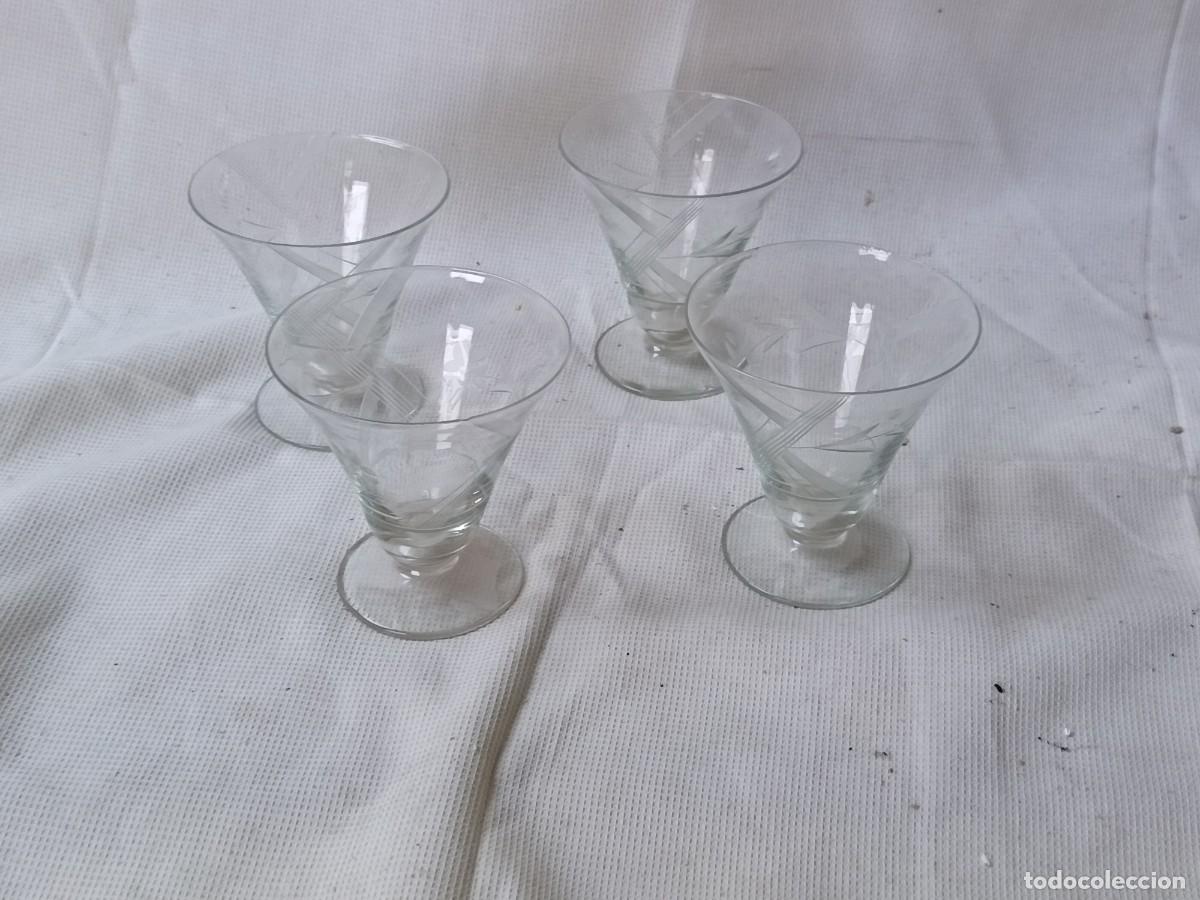 Antig&uuml;edades: Lote de cuatro antiguas copas de cristal tallado, a identificar