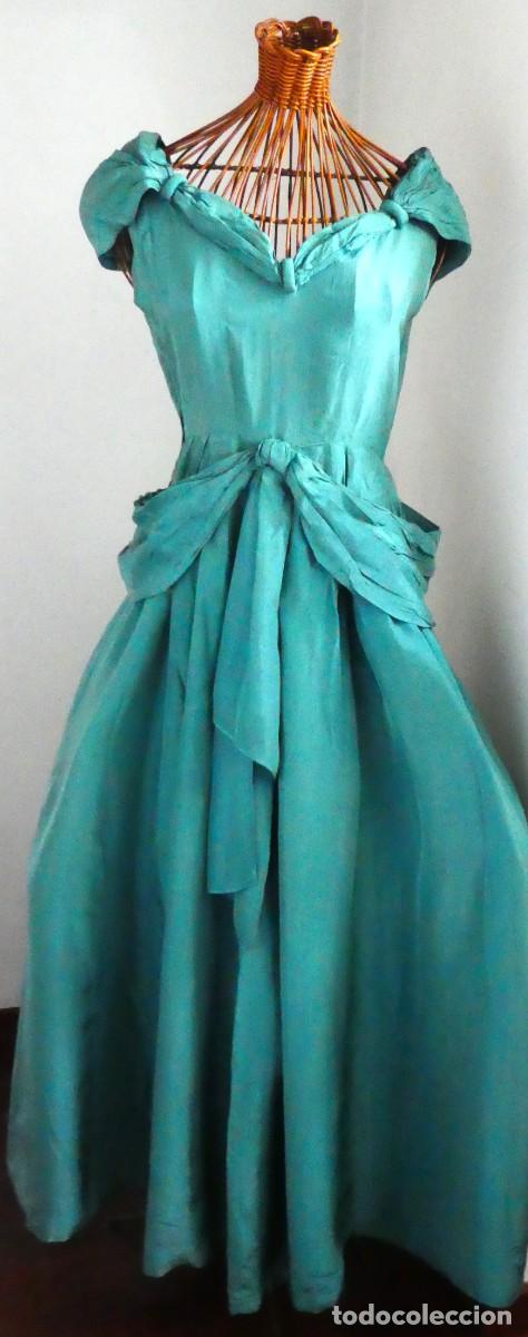 Antig&uuml;edades: ANTIGUO VESTIDO PRIMERA MITAD S.XX