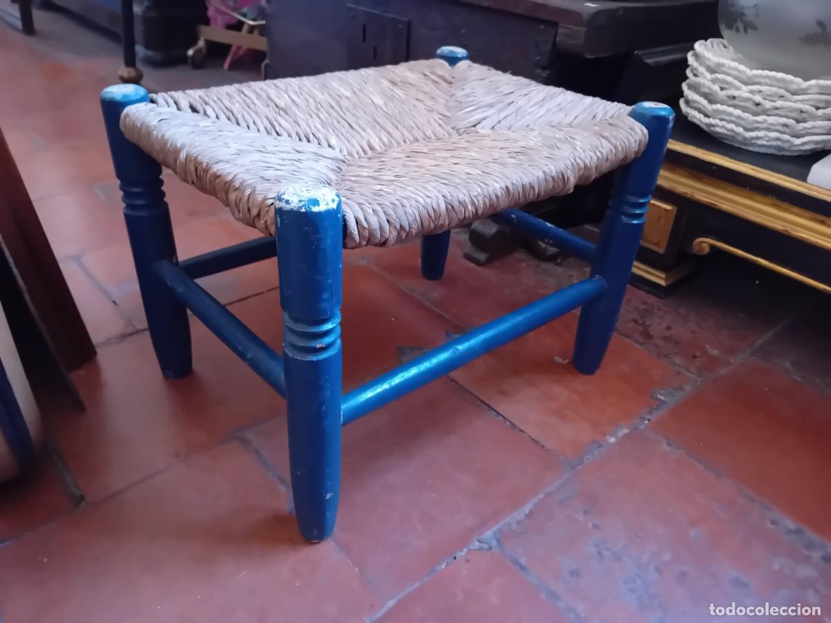 Antig&uuml;edades: Taburete de patas torneadas de enea, el siglo XX