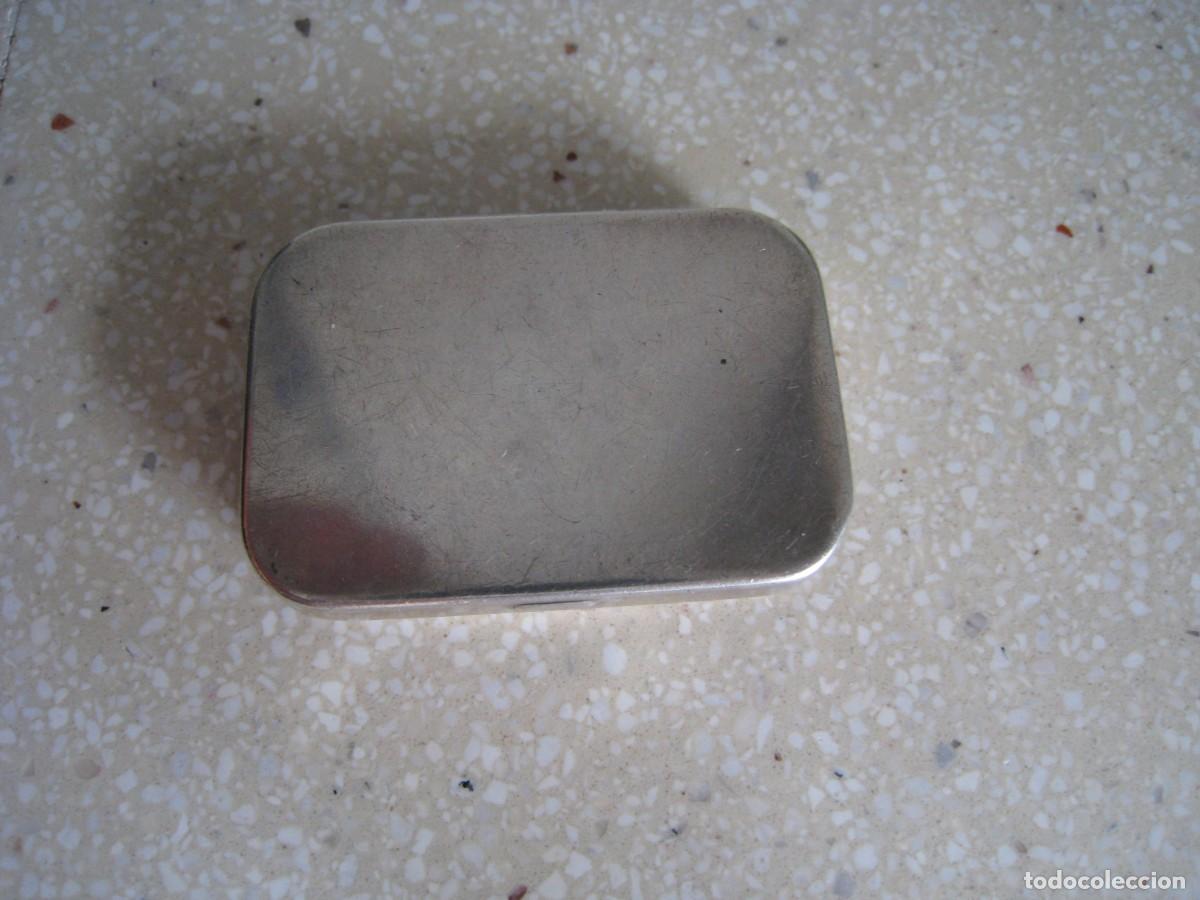 Antig&uuml;edades: BONITA CAJITA EN PLATA DE LEY CON CONTRASTES DE PLATERO 4,5 X 3 CMTS PARA GRABAR INICIALES 24 GMS. D