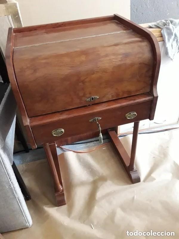 Antig&uuml;edades: Mueble cubertero madera maciza