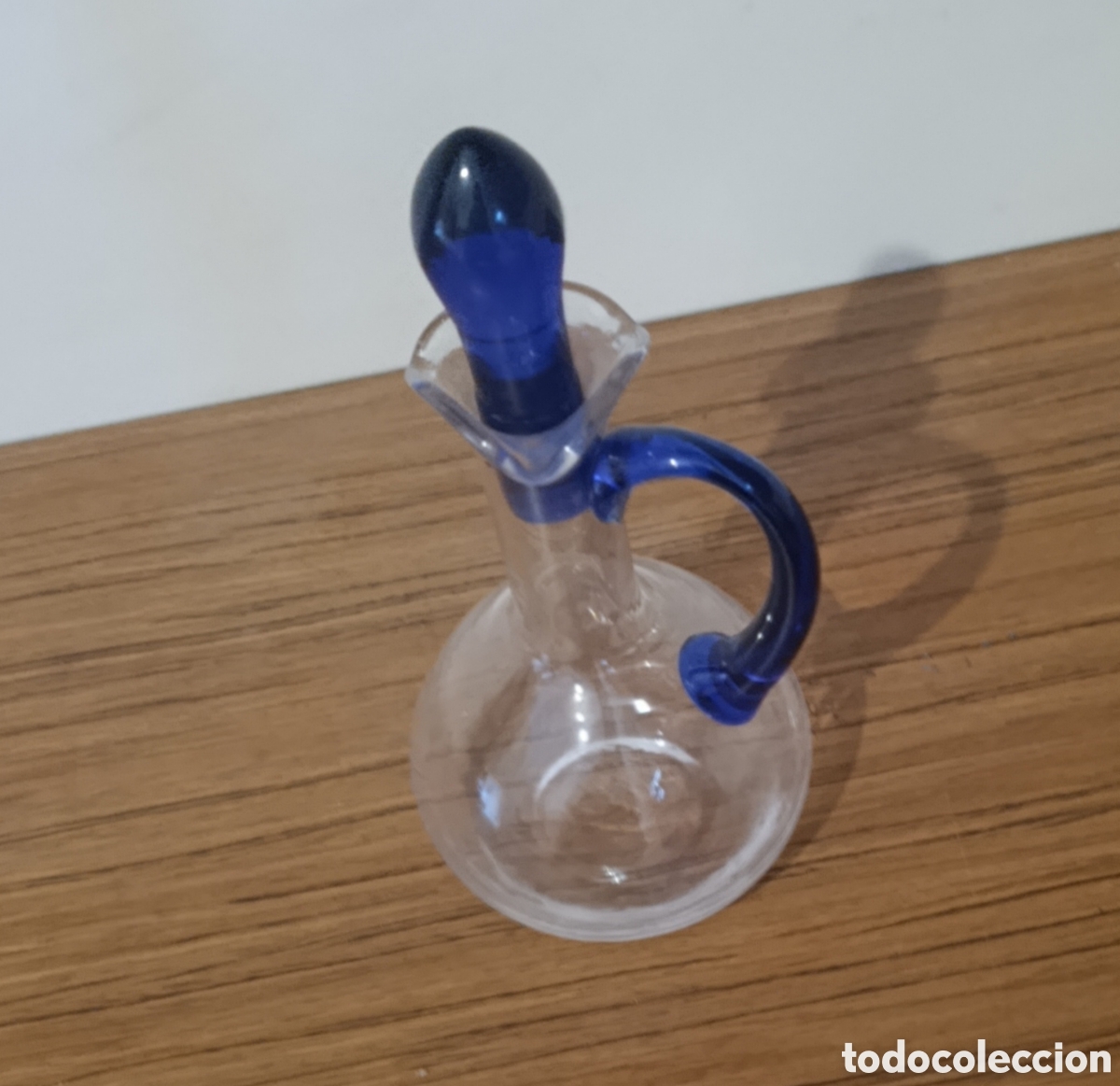 Antig&uuml;edades: Licorera cristal azul - Foto 2