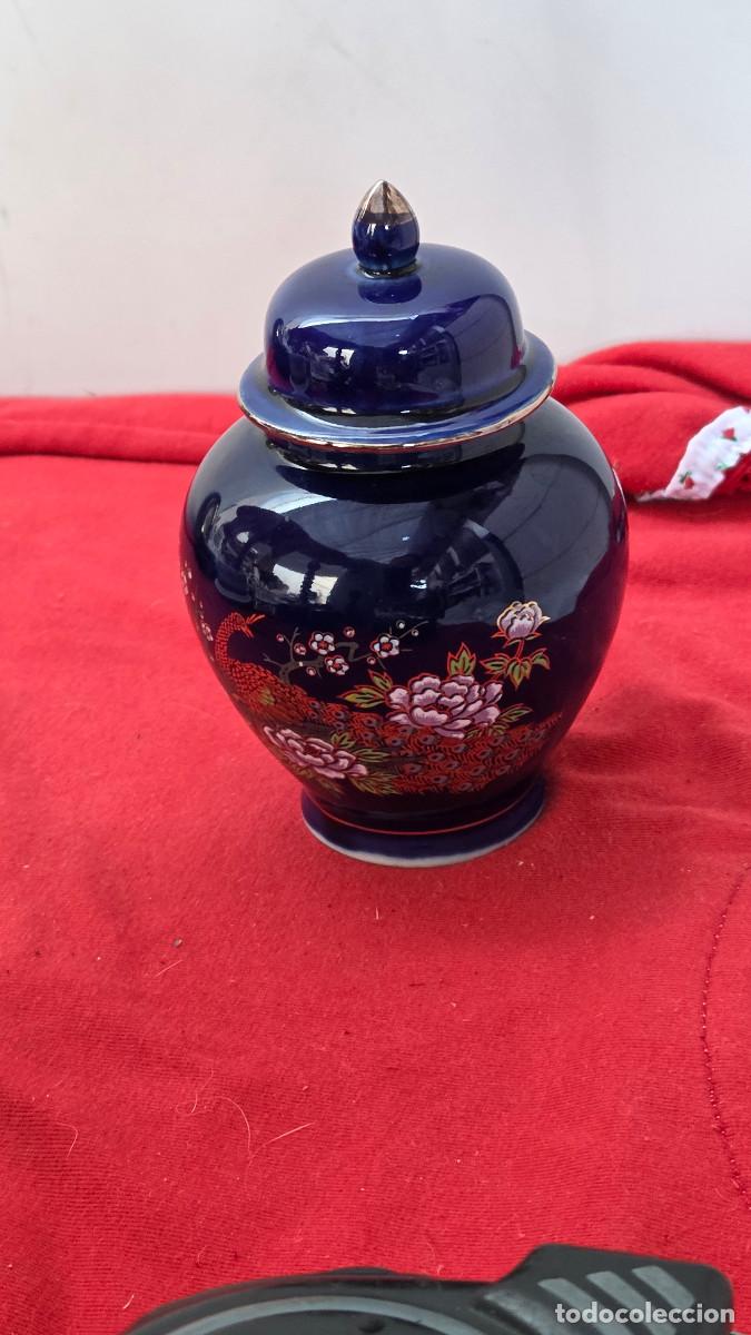 Antig&uuml;edades: peque&ntilde;o jarron azul porcelana