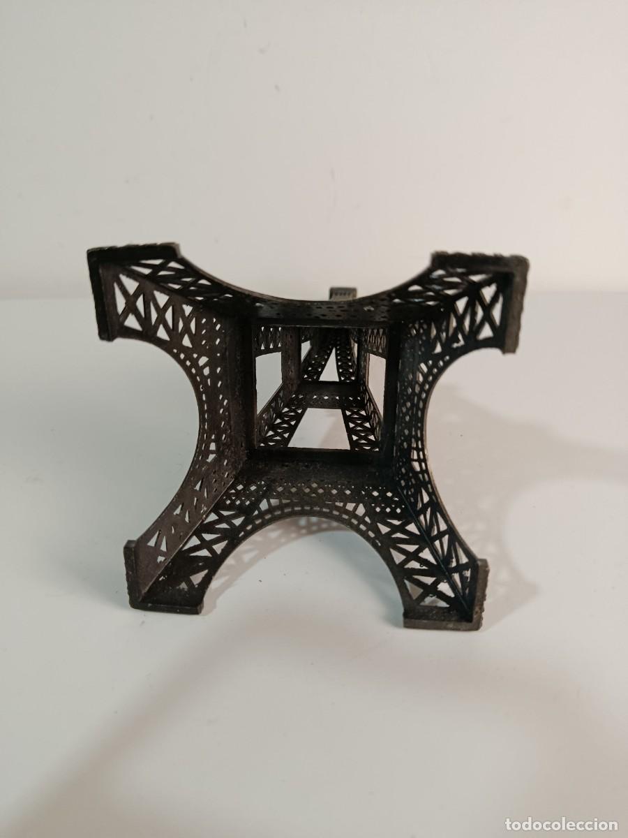 Antig&uuml;edades: FIGURA DE METAL DE LA TORRE EIFFEL.25cm - Foto 2