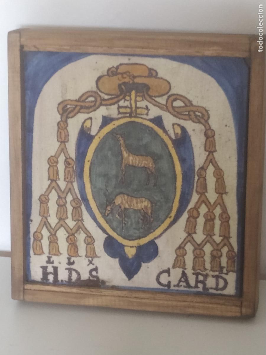Antig&uuml;edades: Azulejo escudo del Cardenal Juan de Cervantes y L&oacute;pez seg&uacute;n modelo S. XVIII