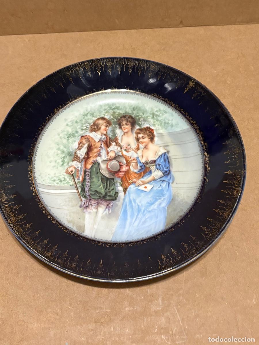 Antig&uuml;edades: Plato de porcelana de Limoges - Foto 2