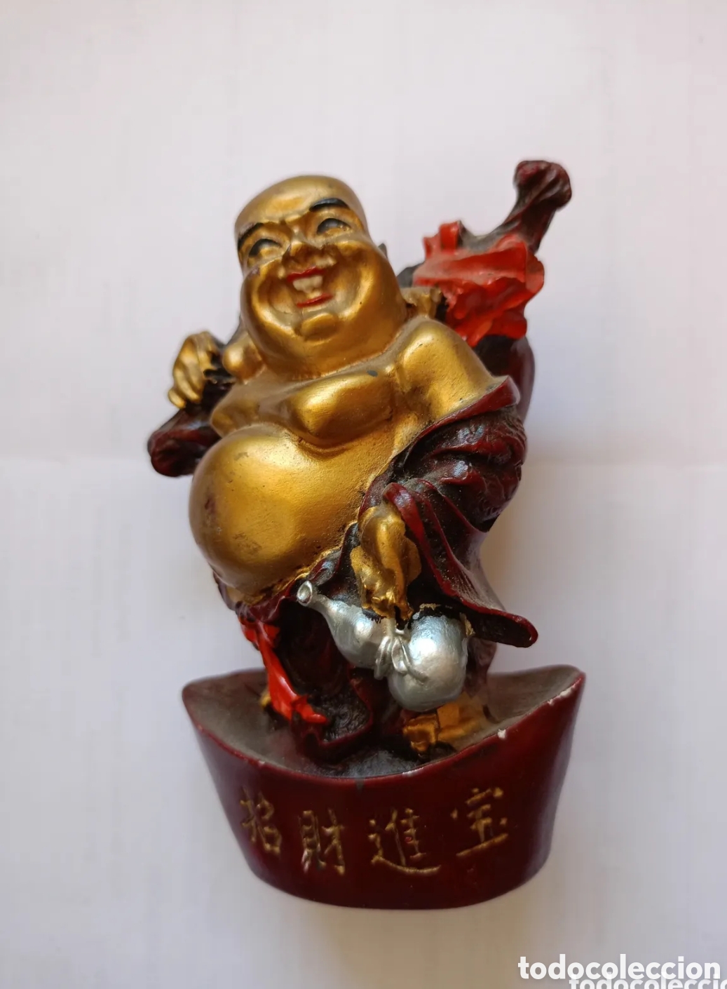 Antig&uuml;edades: Est&agrave;tua de Buda sonriente en resina vintage