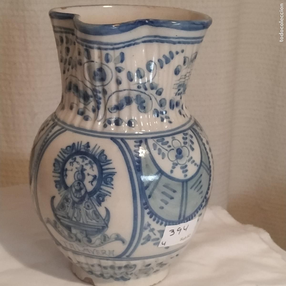 Oggetti Antichi: Jarra cer&aacute;mica Talavera con virjen del Prado. J. Monte mayor c. 1920