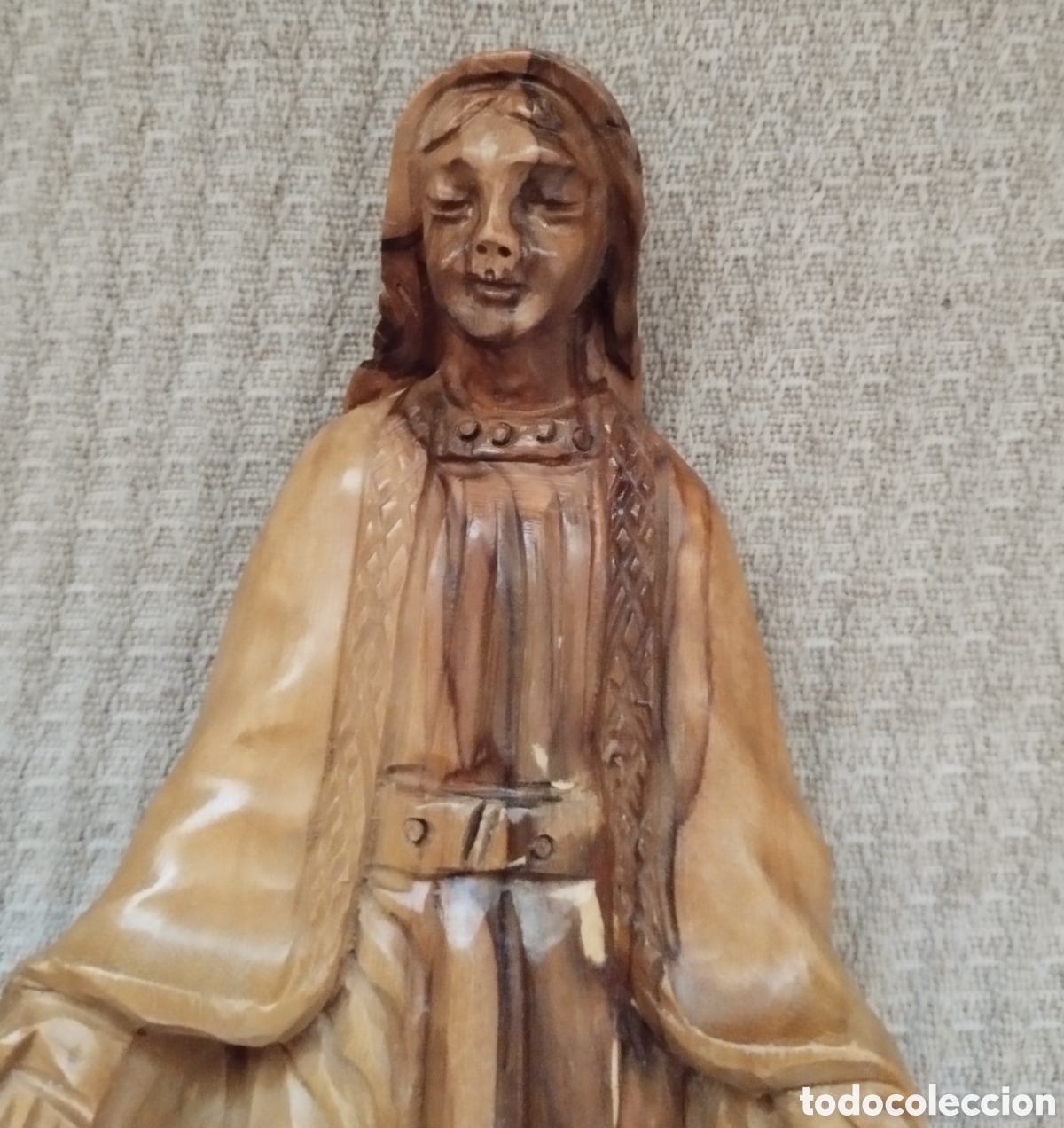 Antig&uuml;edades: FIGURA DE MADERA DE OLIVO VIRGEN MARIA TALLADA A MANO