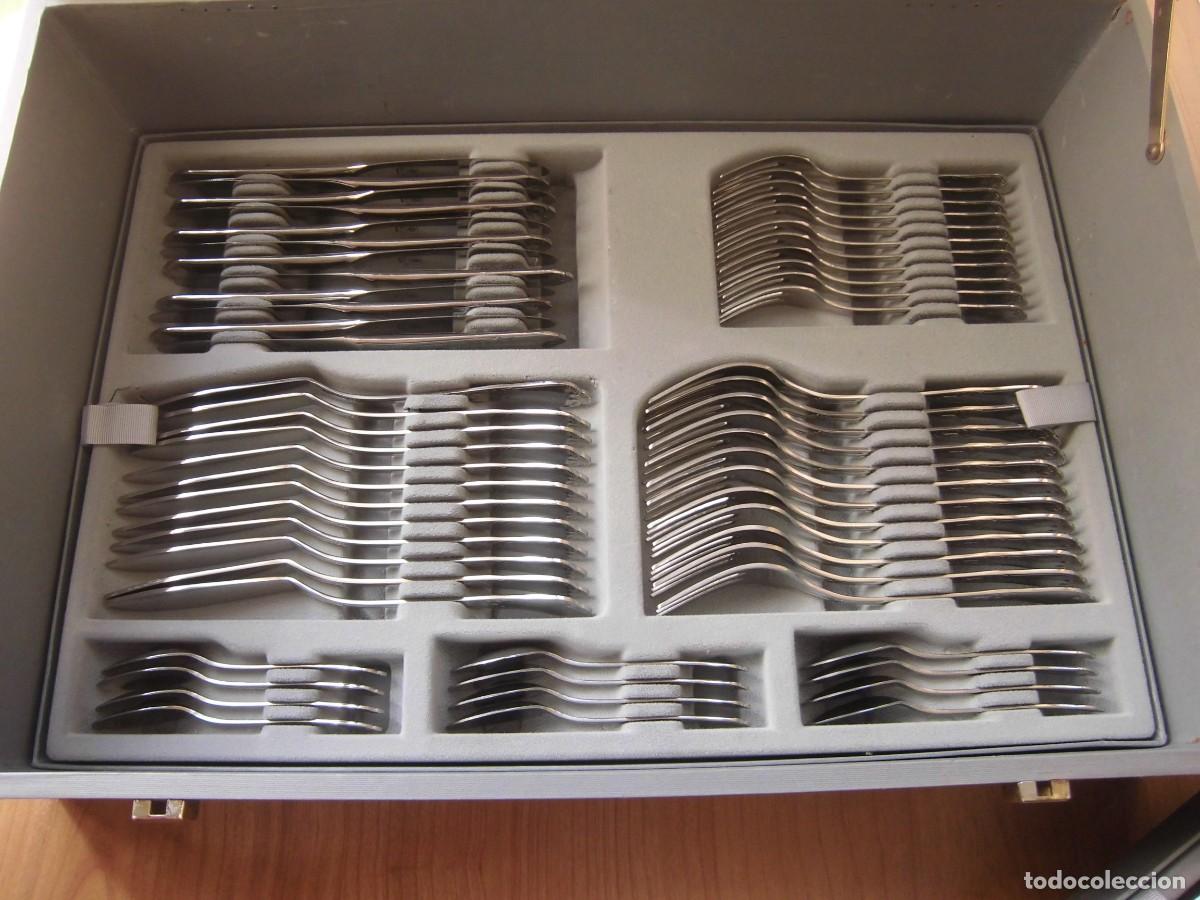 Antig&uuml;edades: CUBERTER&Iacute;A DALIA 113 PIEZAS DOCE COMENSALES