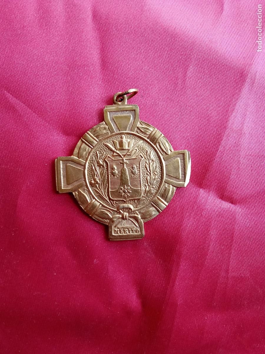 Antig&uuml;edades: Medalla colegio compa&ntilde;&iacute;a de Santa Teresa de Jes&uacute;s. Caja Rosarios
