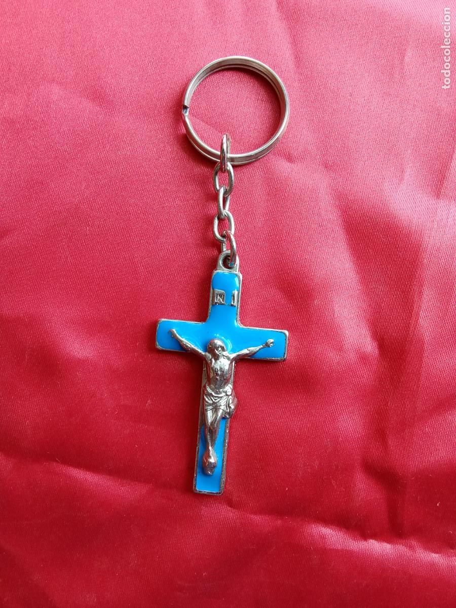 Antig&uuml;edades: Llavero cristo crucificado esmalto azul. Caja llaveros