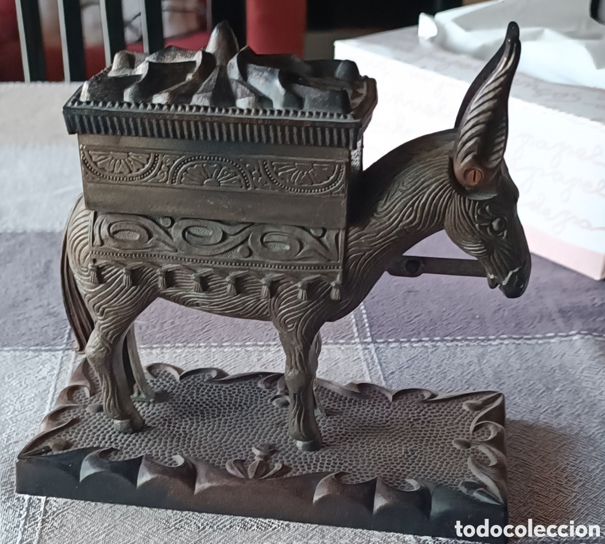 Antig&uuml;edades: Burro dispensador cigarros vintage