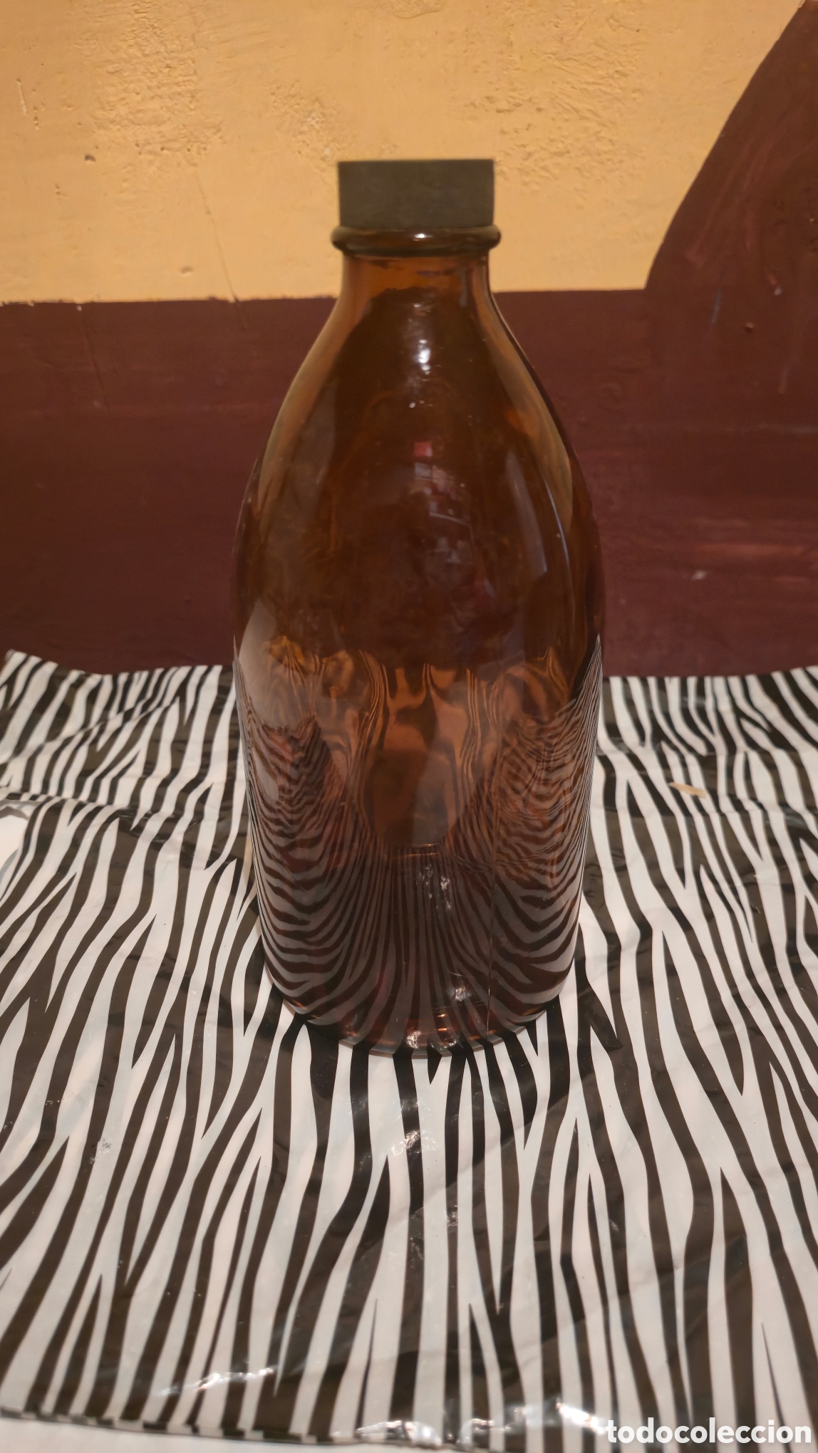 Antig&uuml;edades: Botella antigua de jarabe