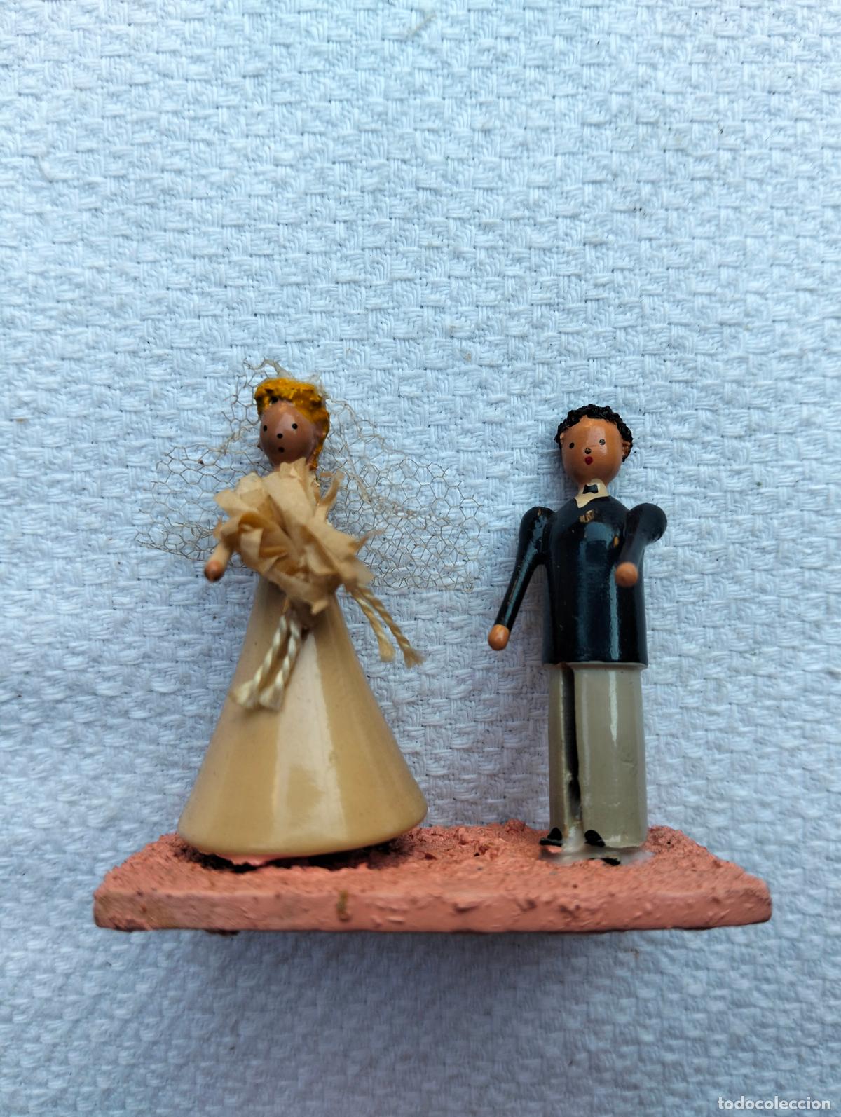 Antig&uuml;edades: Pareja de figuras matrimonio boda marido mujer figuritas decorativas hechas a mano a&ntilde;os 40