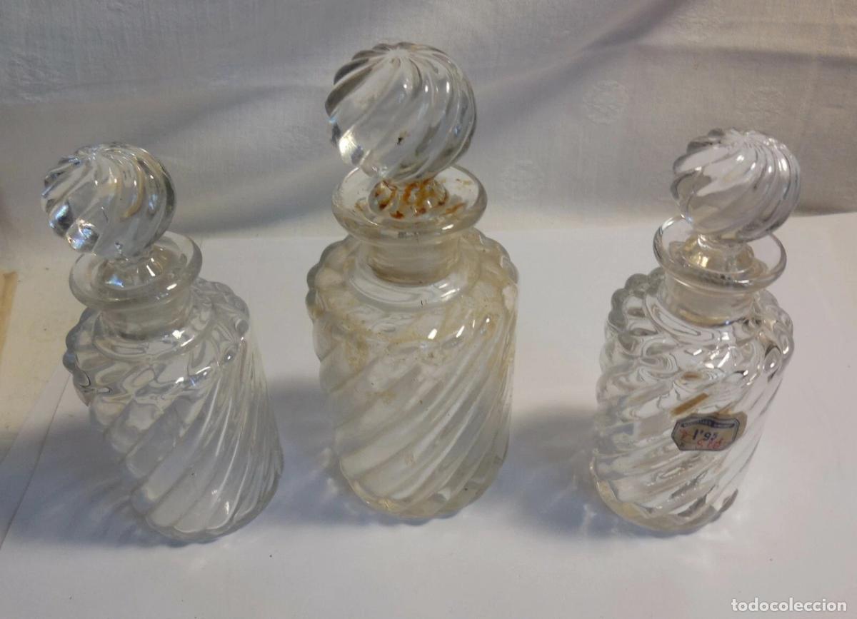 Antig&uuml;edades: 3 FLACONS TOILETTE BAMBOU AVANT 1936 ETIQUETTE PAPIER BACCARAT NOUVELLES GALERIE