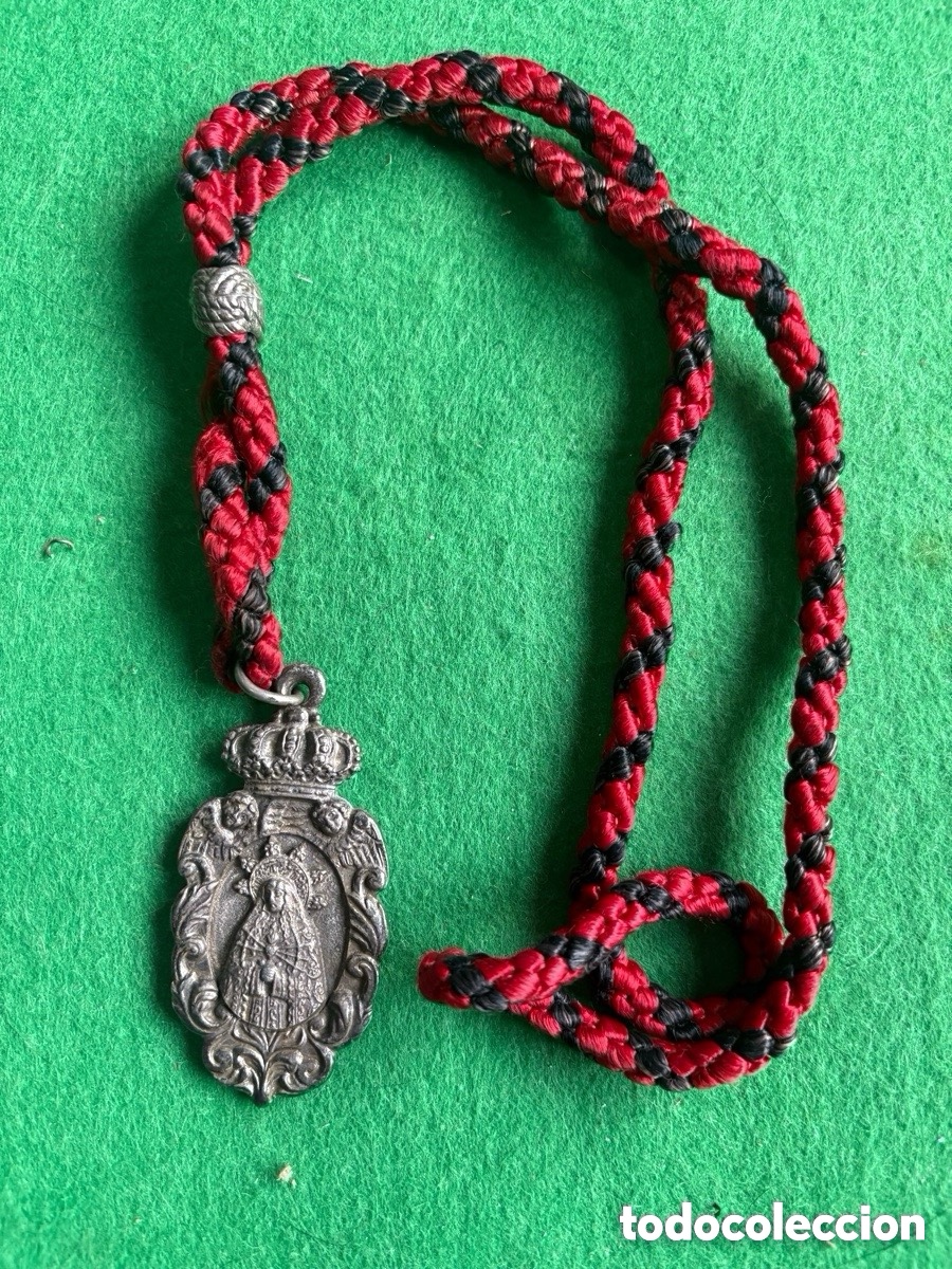 Antiques: Medalla religiosa hermandad virgen de los Dolores A Coru&ntilde;a