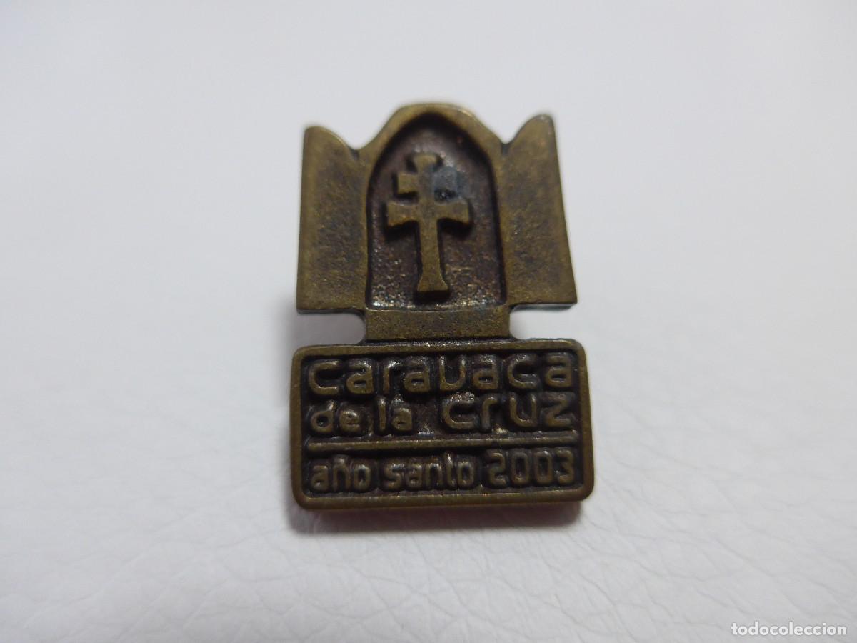 Antig&uuml;edades: PIN CARAVACA DE LA CRUZ A&Ntilde;O ANTO 2003