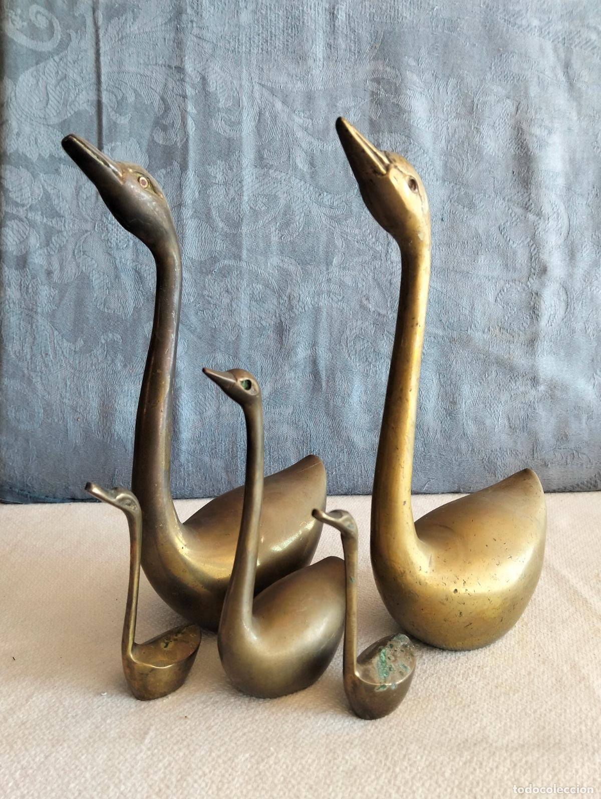 Antig&uuml;edades: 5 figuras figura de cisnes patos de bronce lat&oacute;n labrado antiguas de los a&ntilde;os 60-70