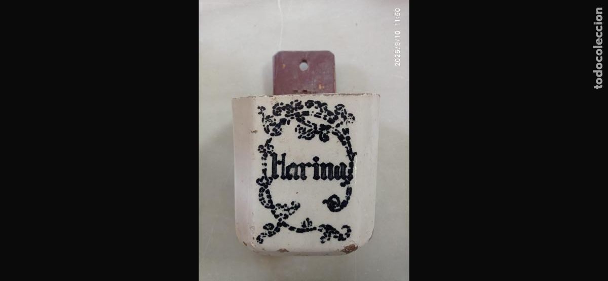 Antig&uuml;edades: Bote cocina colgar harina de loza ppio s XX 11x10,5cms