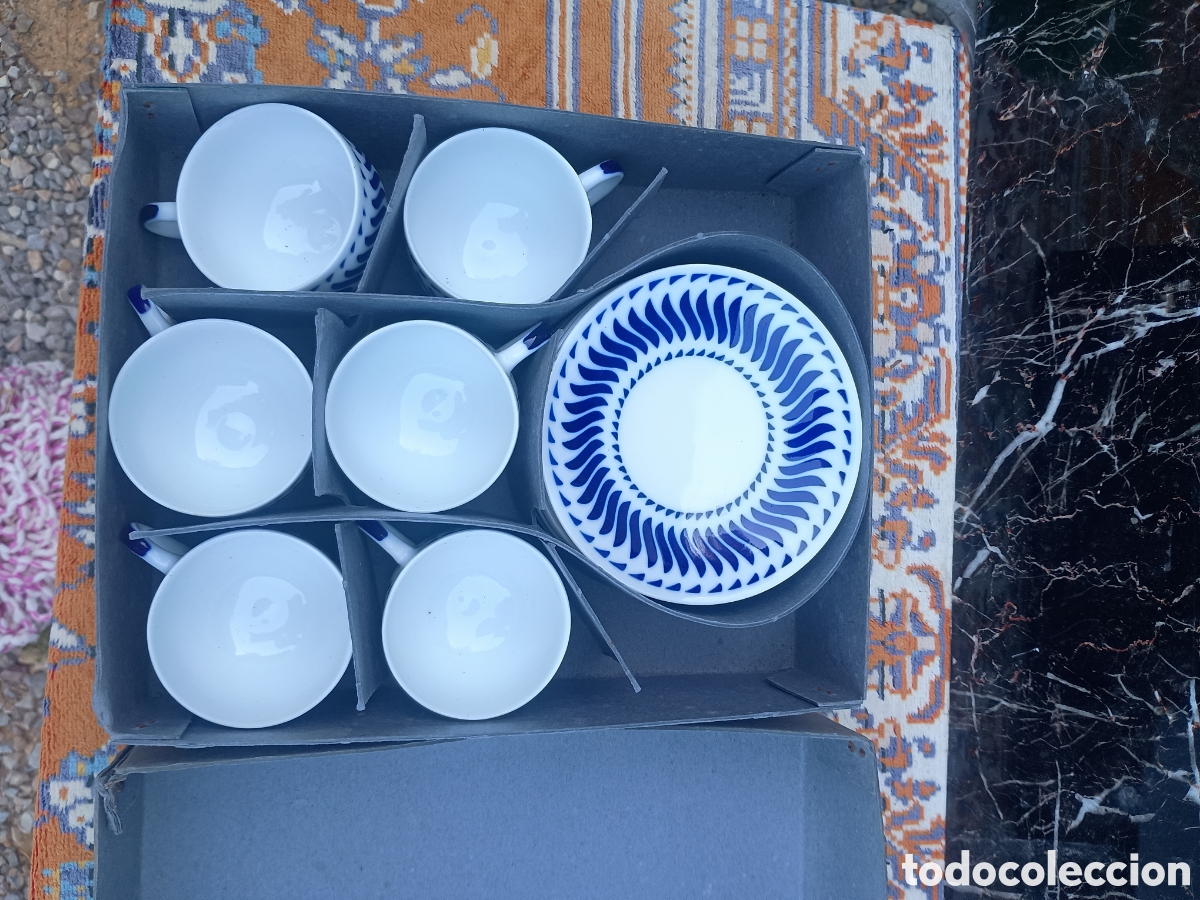 Antig&uuml;edades: Sargadelos tazas y platos - Foto 2