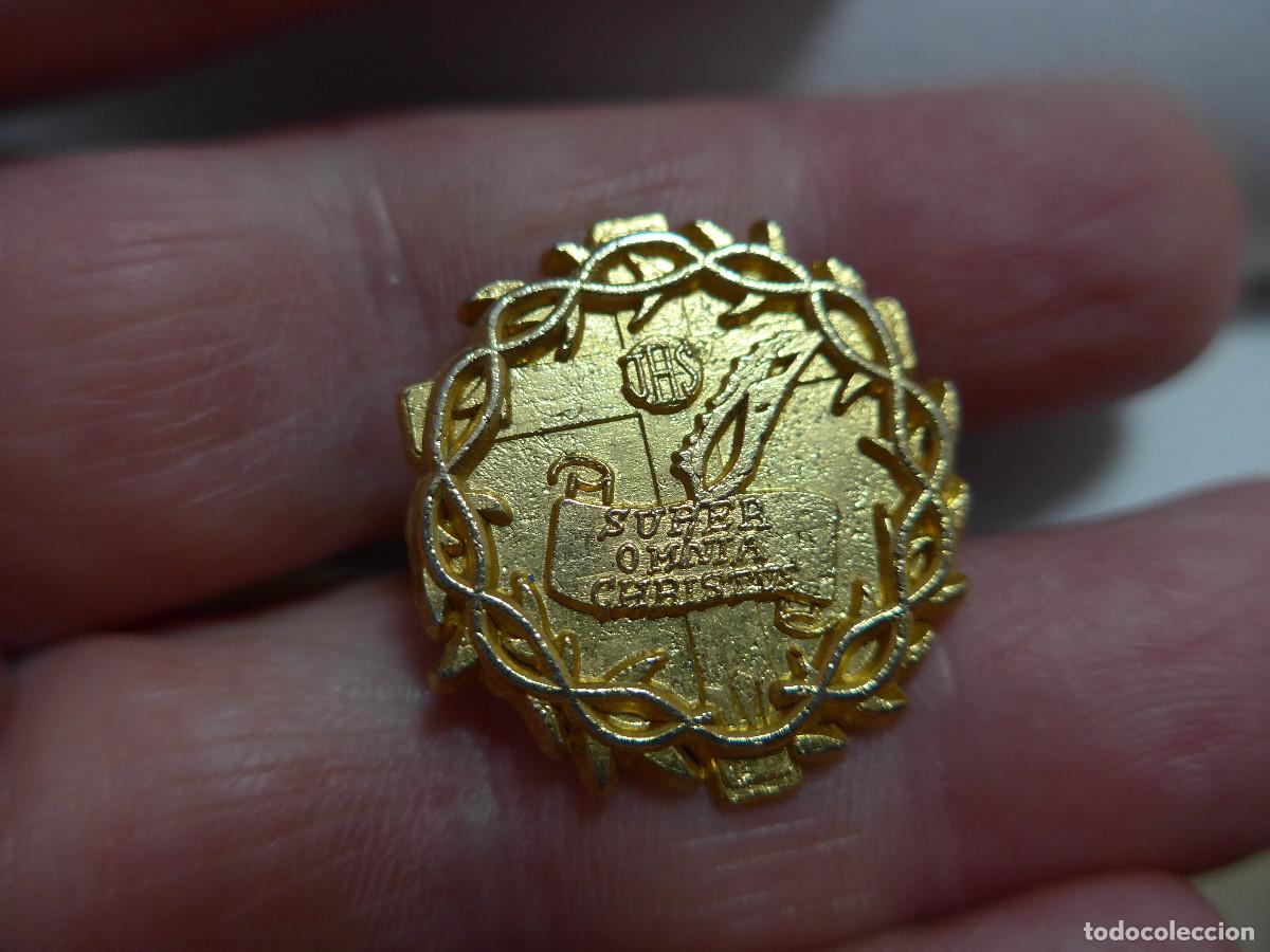 Antig&uuml;edades: PIN JHS SUPER OMNIA CHRISTUS - Foto 2