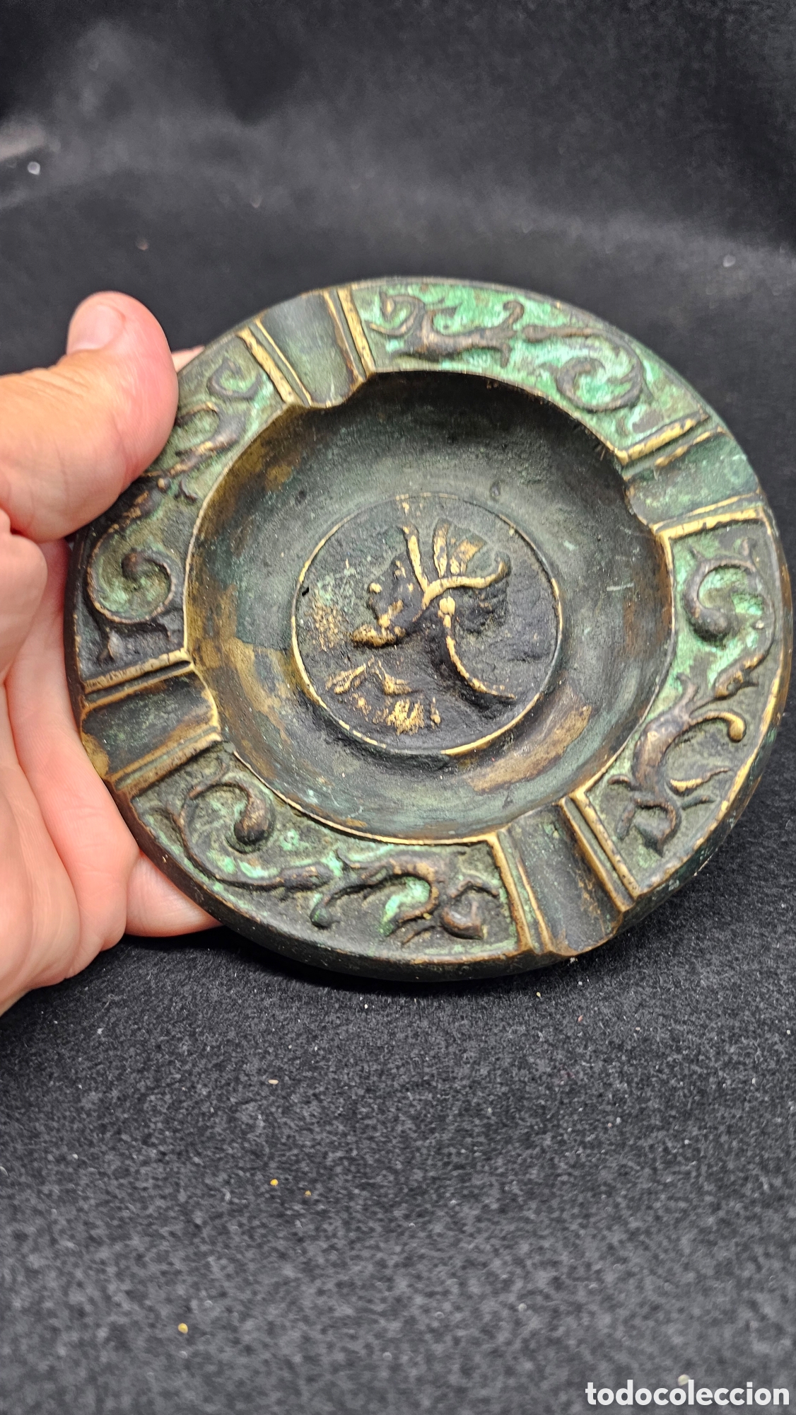 Antig&uuml;edades: Antiguo cenicero de bronce fundido estilo brutalista - Foto 7