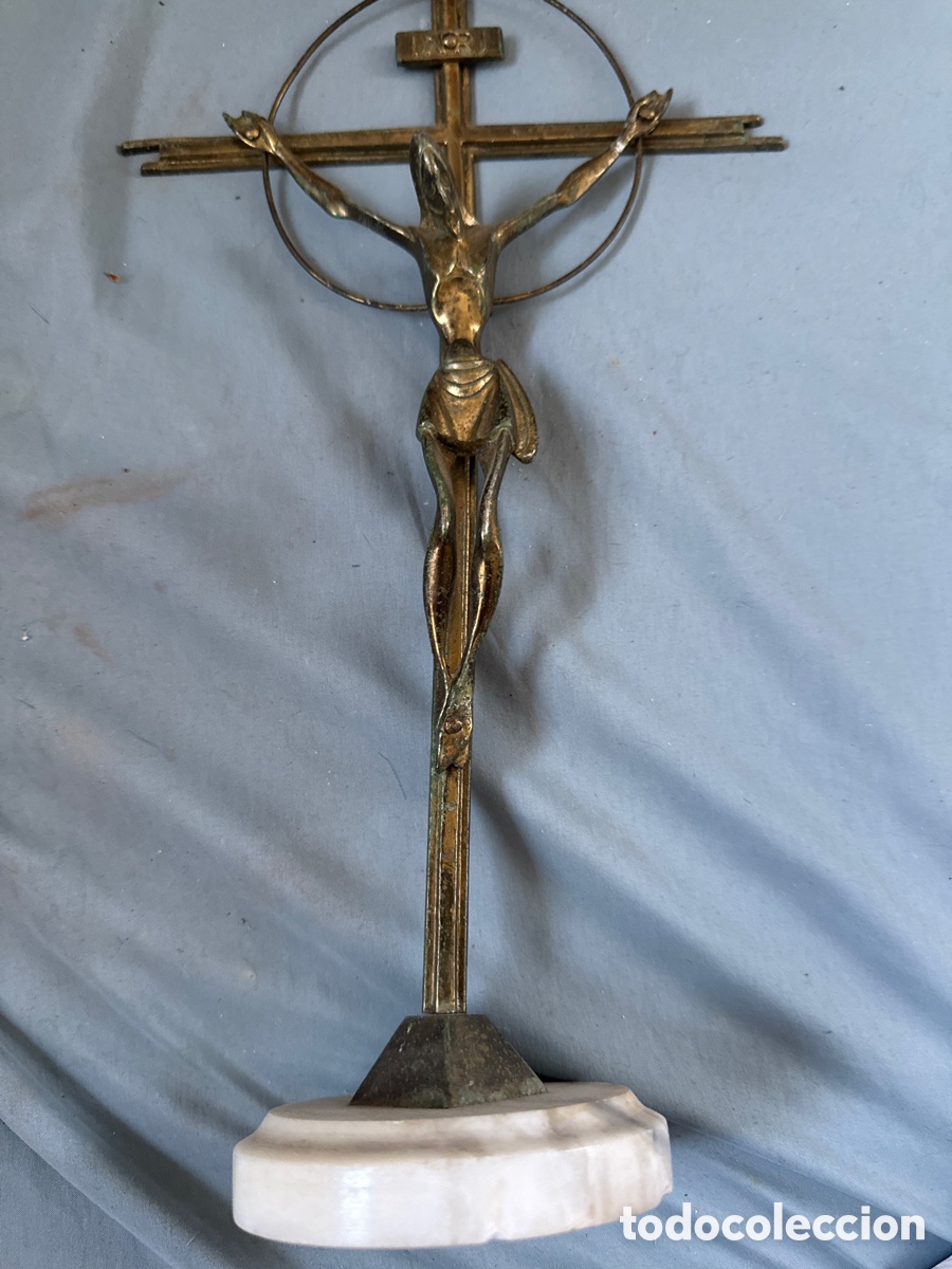Antig&uuml;edades: Cristo en bronce y granito antigo