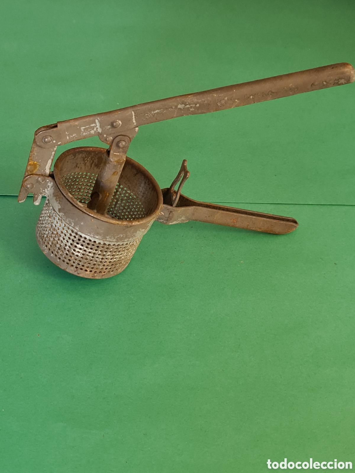 Antiques: Antiguo exprimidor manual grande.